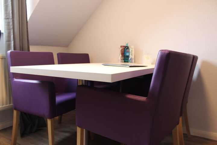 Room 15 of 40