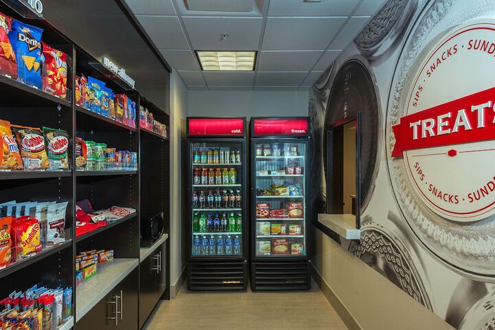 Snack bar