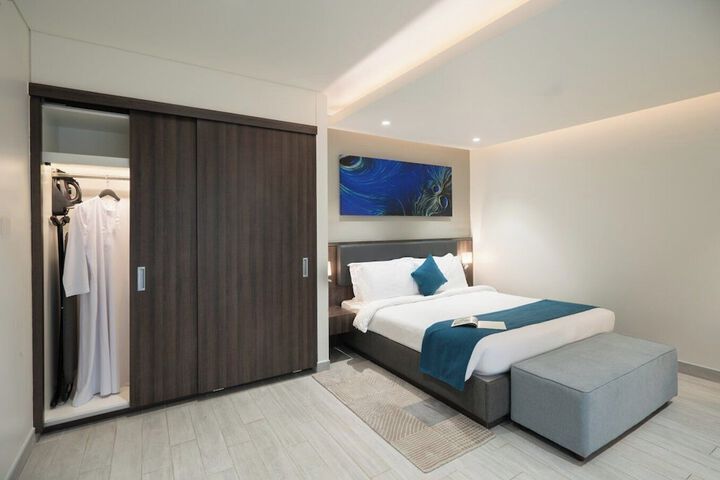 Room 22 of 65