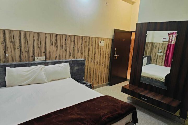 Aman Hotel