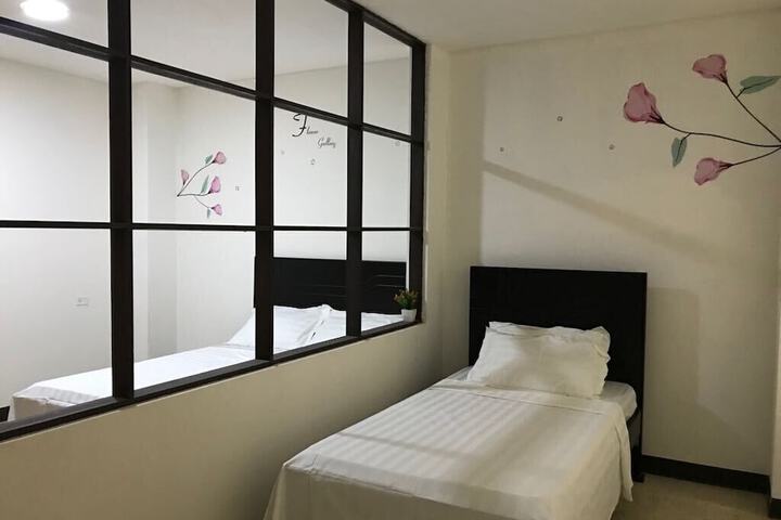 Room 13 of 15