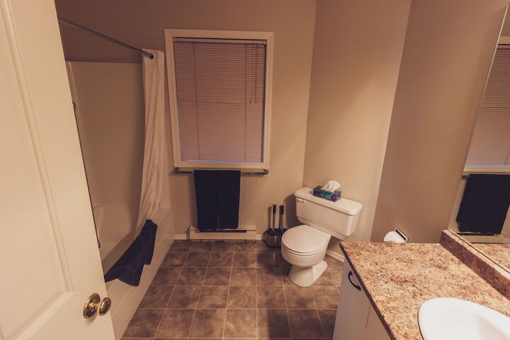 Room 71 of 73