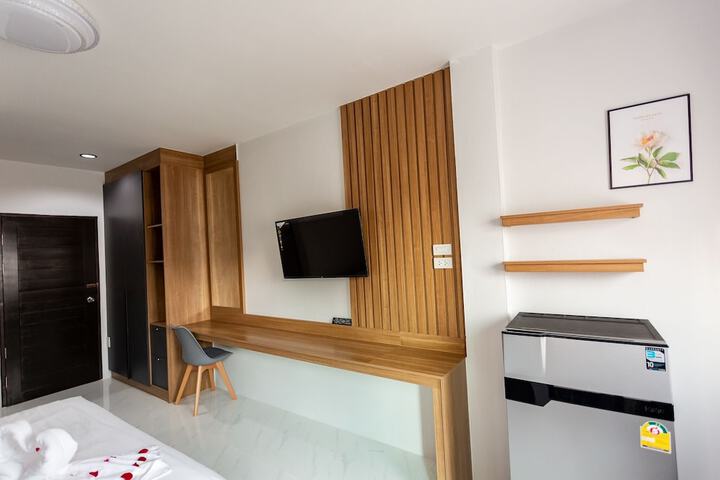 Room 28 of 58