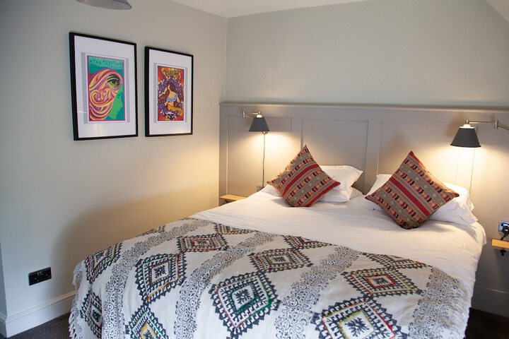 Room 2 of 42