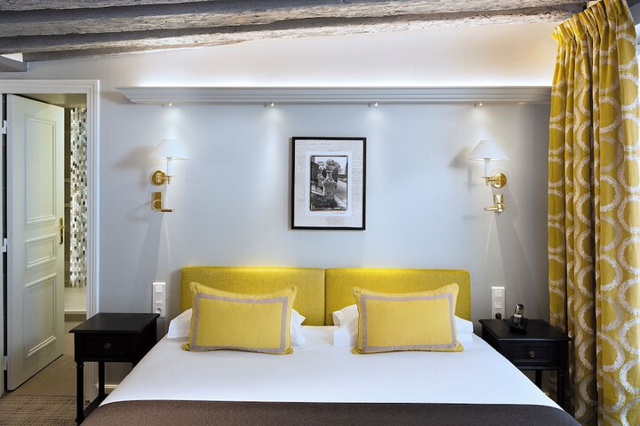 Room 50 of 90