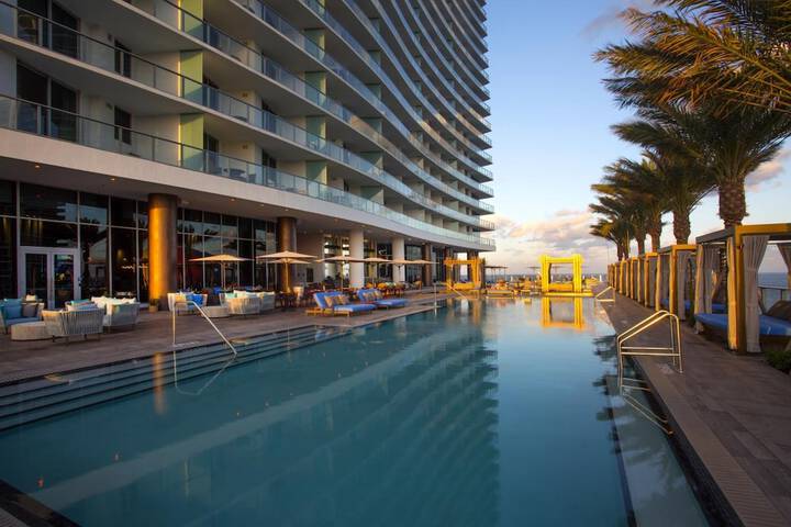 Pools & Facilities