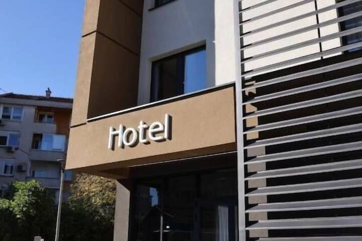Hotel 22 of 25