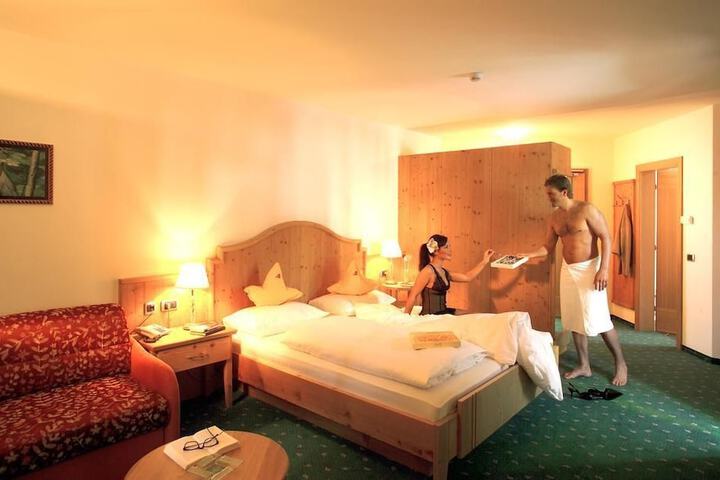 Room 26 of 58