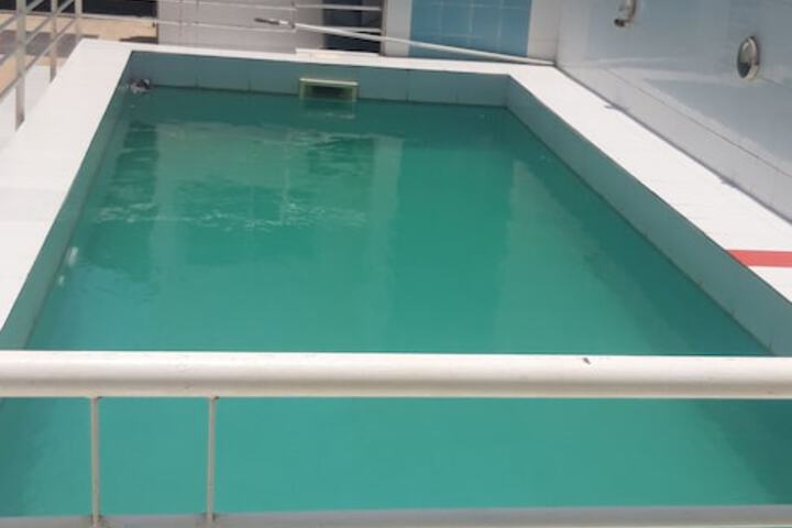 Pool 3 of 5