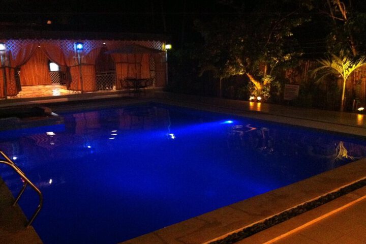 Photo 10
