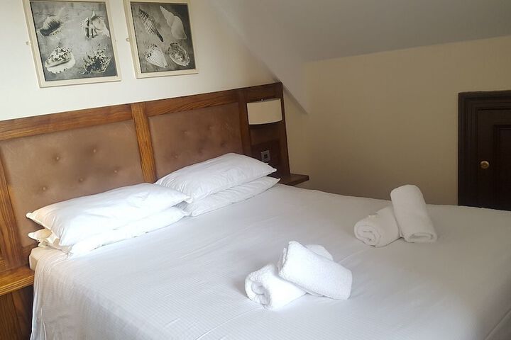Room 13 of 60