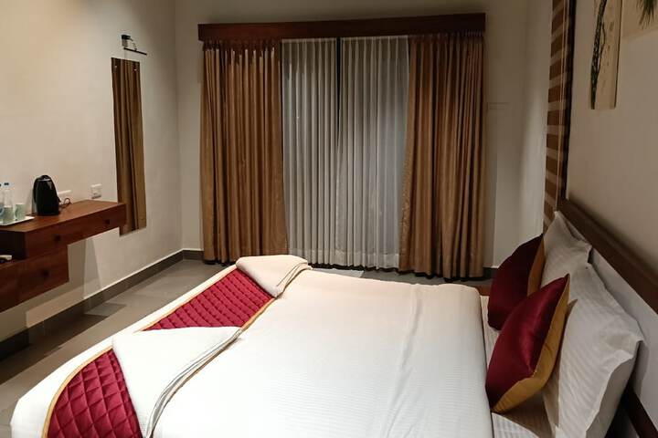 Room 13 of 26