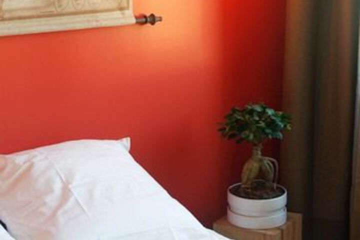 Room 7 of 26