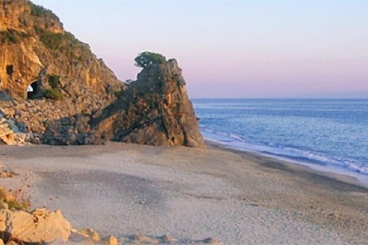 Beach 36 of 47