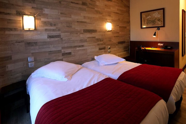 Room 20 of 29