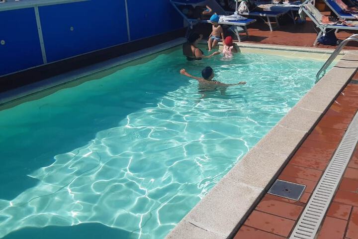 Pool 67 of 71