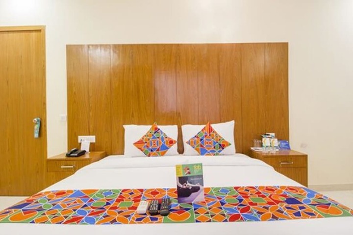 Room 6 of 29