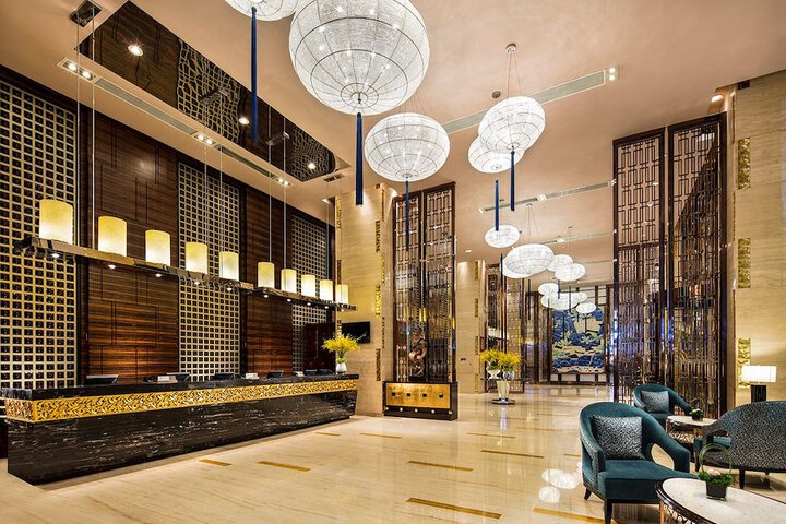 Hotel Interior 4 of 121