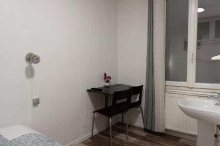 Room 61 of 91