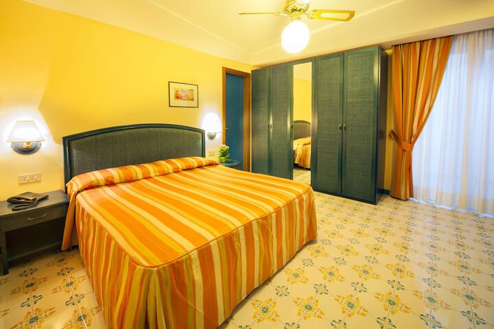 Room 7 of 56