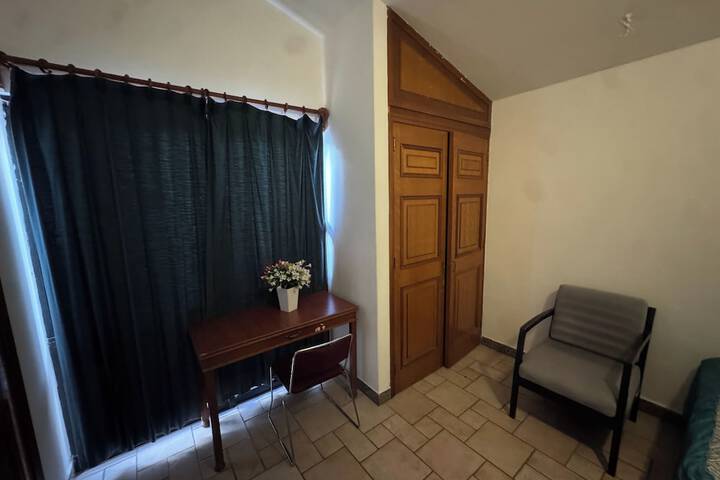 Room 8 of 49