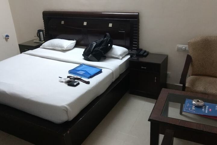 Room 3 of 14