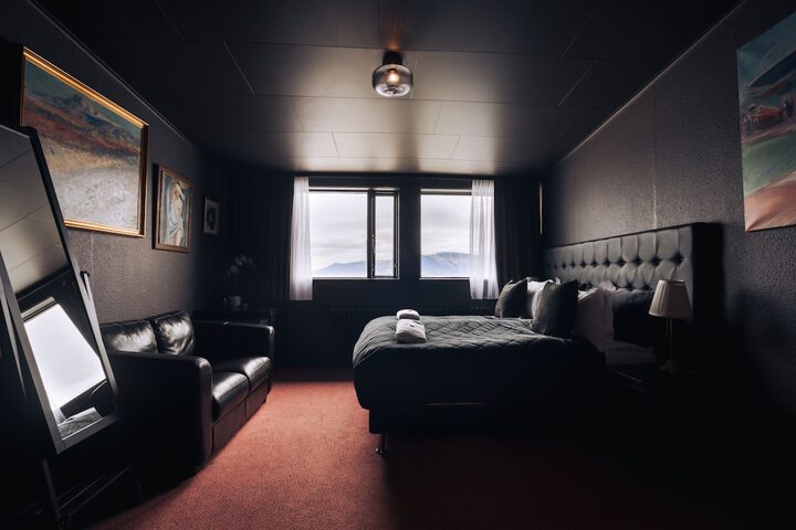 Room 22 of 54