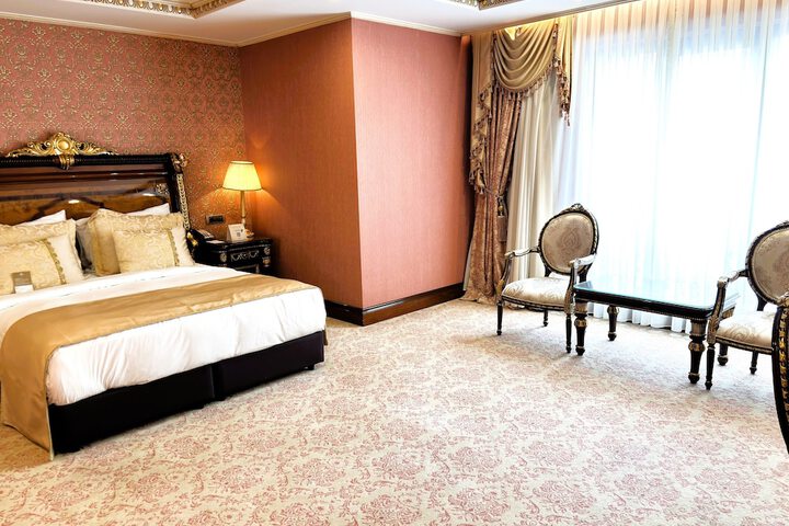 Room 29 of 114
