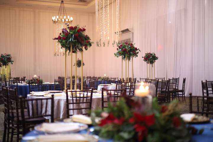 Ballroom/Hall 121 of 138