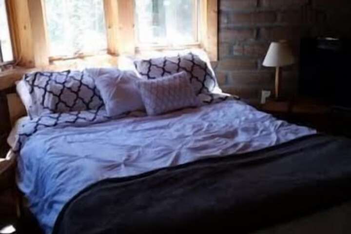 Room 10 of 26