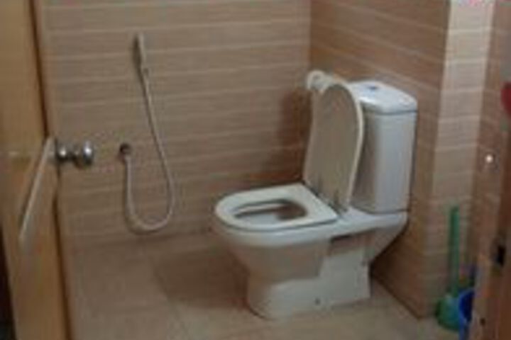 Room 4 of 41