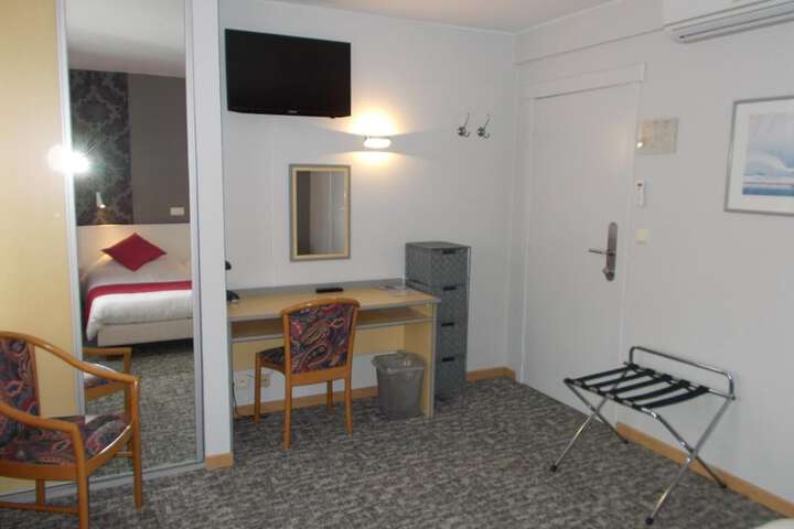 Room 10 of 44