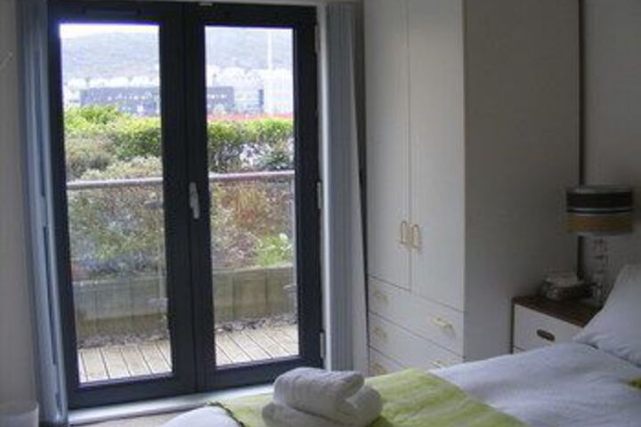 Room 7 of 34
