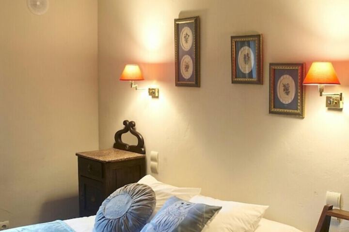 Room 12 of 35
