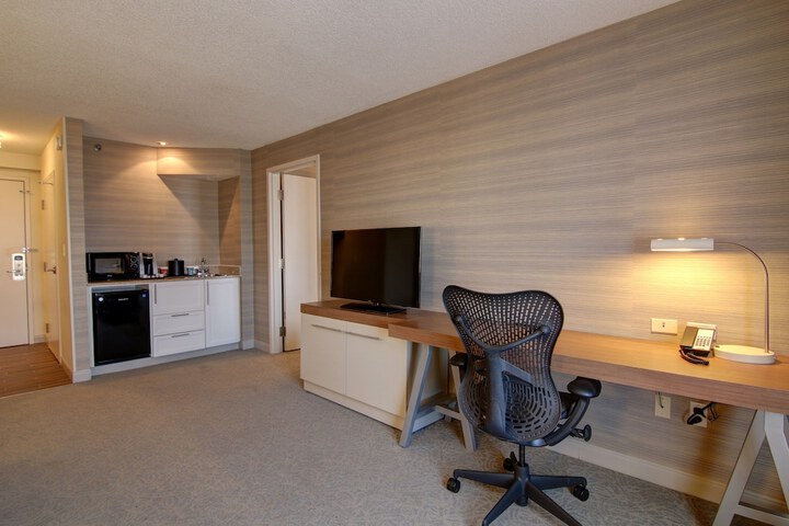 Room 20 of 60