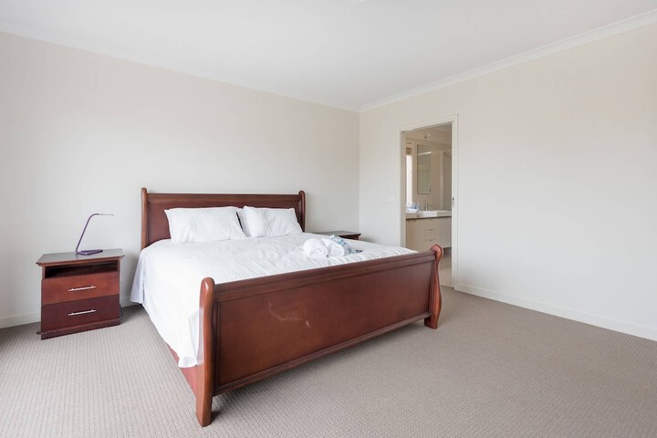 Room 2 of 41
