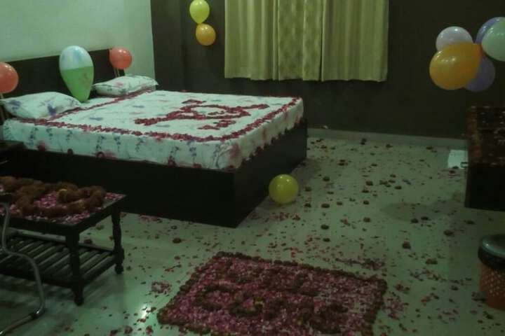 Room 7 of 19
