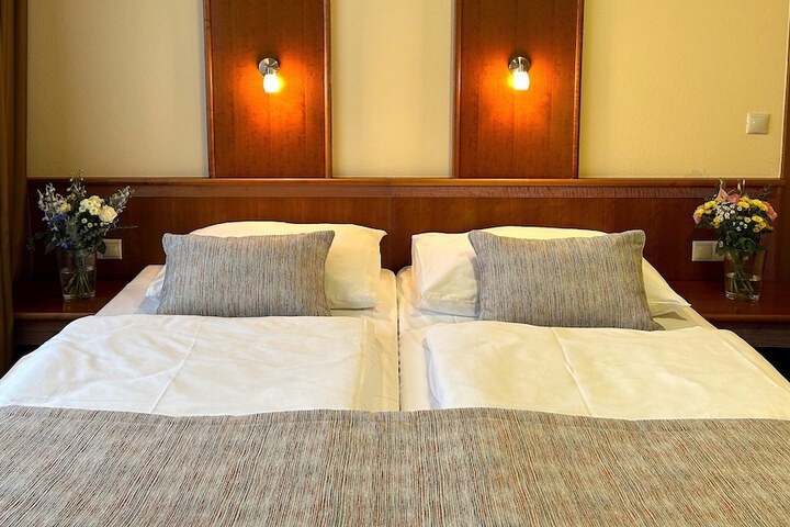Room 7 of 55