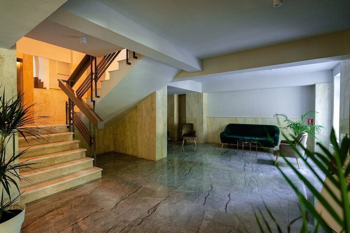 Hotel Interior 4 of 28