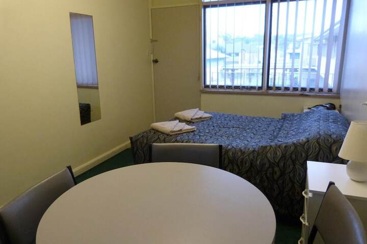 Room 15 of 35
