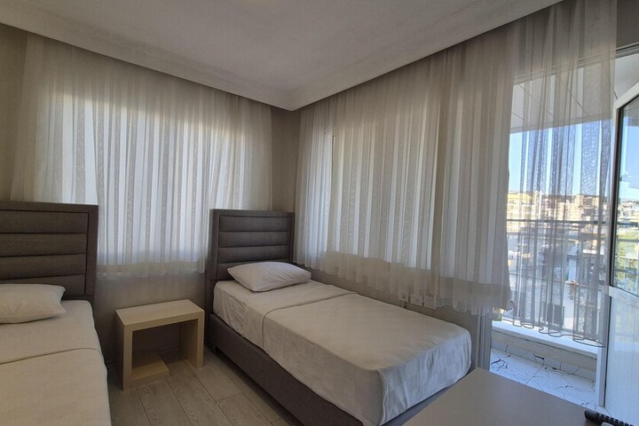 Room 39 of 102