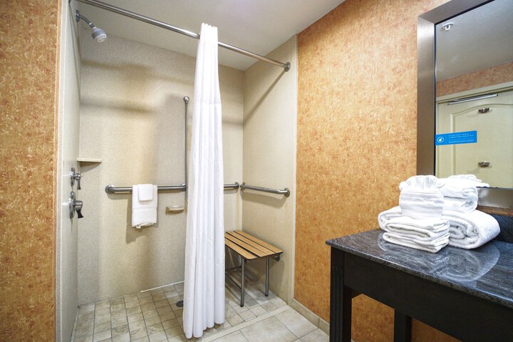 Bathroom shower