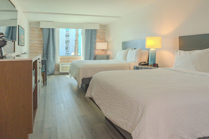 Room 30 of 216