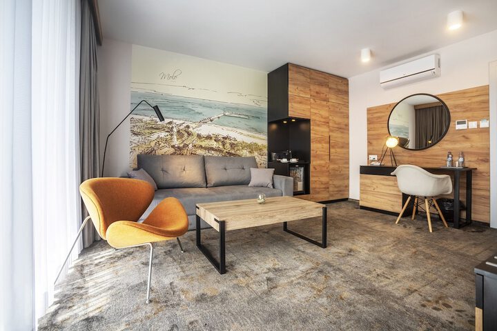 Room 5 of 47