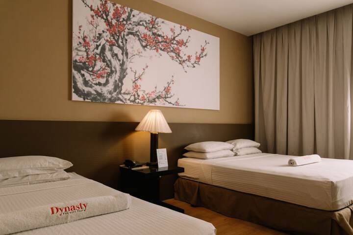 Room 92 of 158