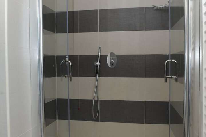 Room 30 of 51