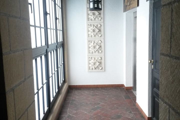 Ballroom/Hall 18 of 18