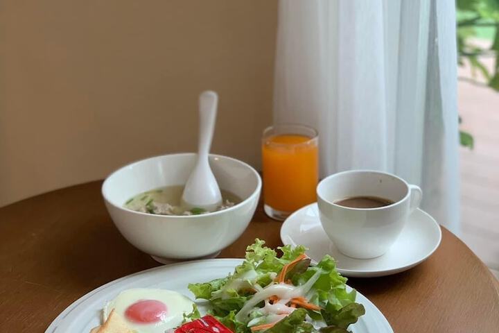 Breakfast/Coffee Service 37 of 41