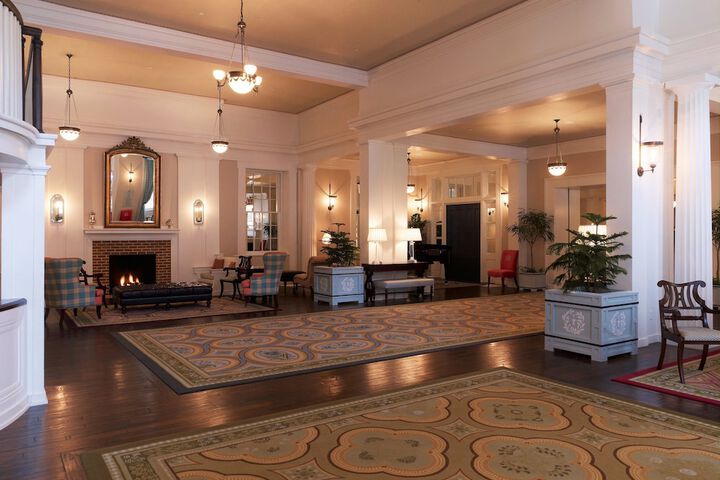 Hotel Interior 4 of 186