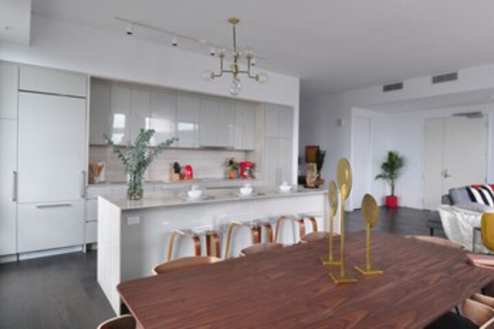 Photo of Tour des Canadiens Penthouse by Hometrotting